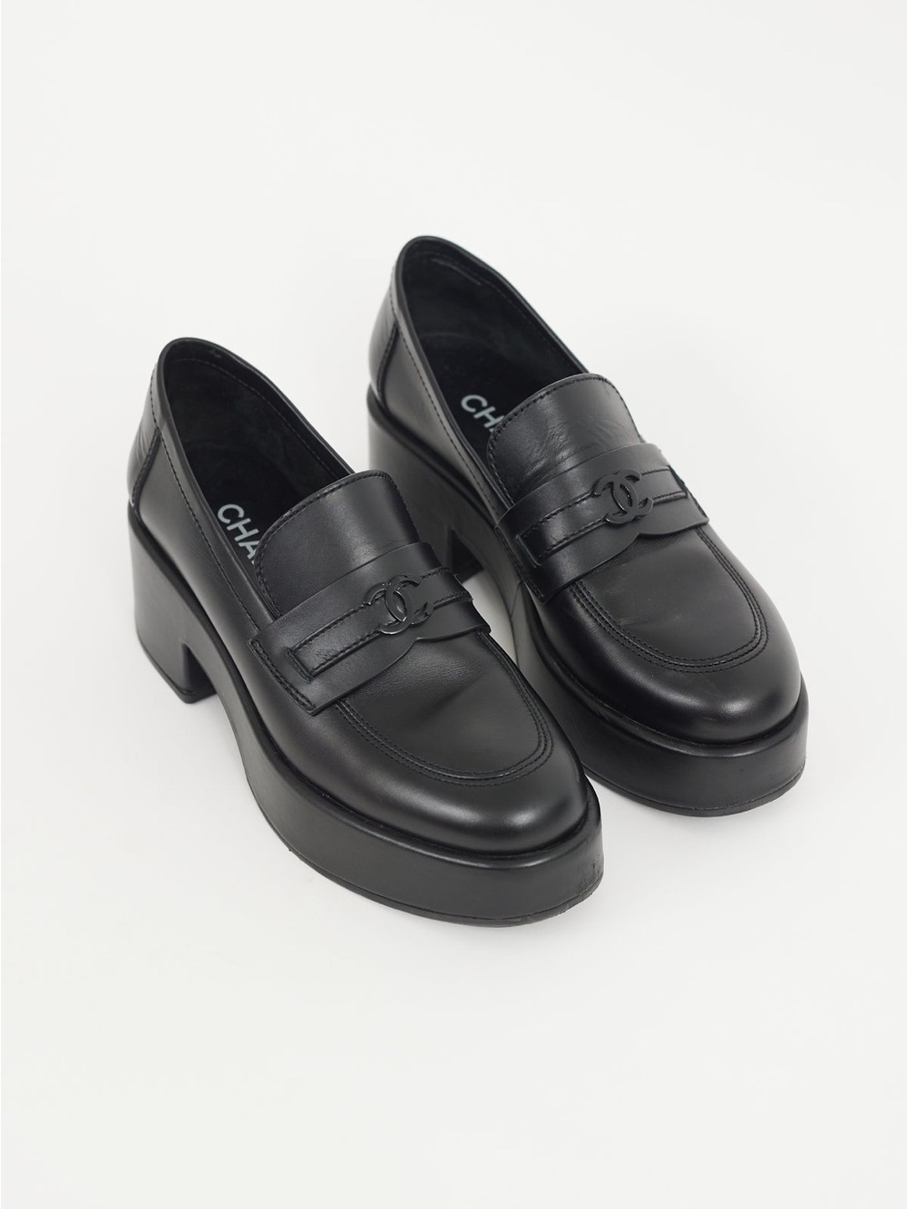 Authentic CHANEL Black Calfskin Leather CC Platform Loafers NWOT 39